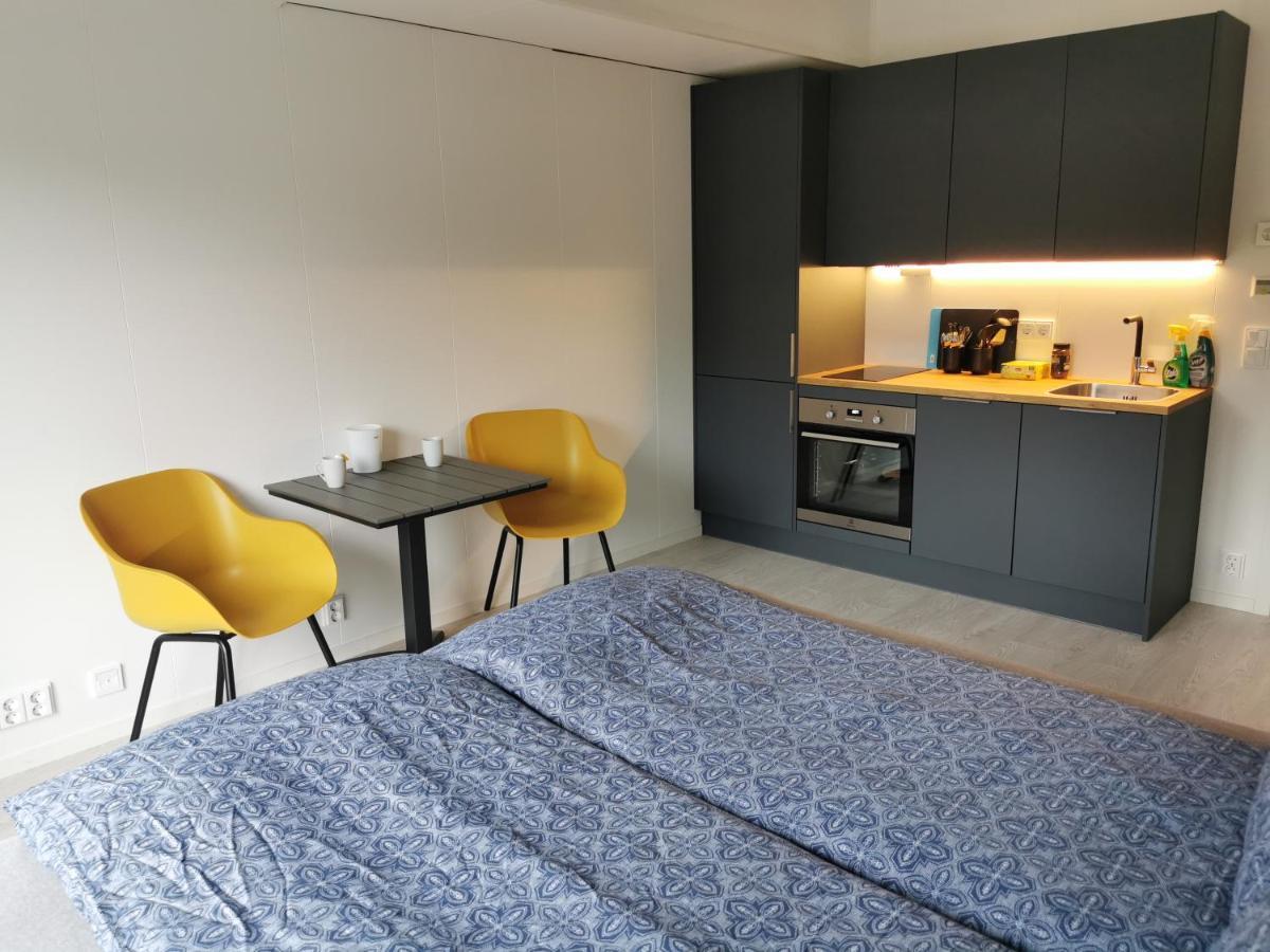 Lofoten Studio Apartment, Vestermyrveien 11 Сволвер Екстериор снимка
