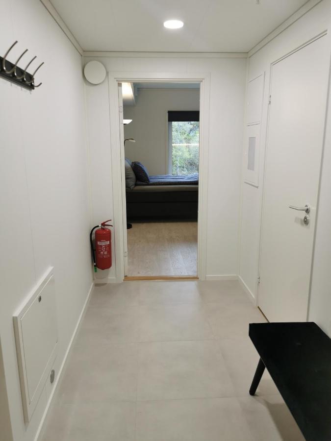 Lofoten Studio Apartment, Vestermyrveien 11 Сволвер Екстериор снимка