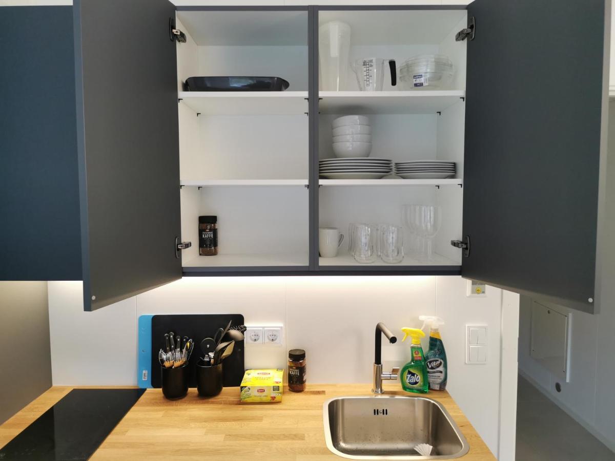 Lofoten Studio Apartment, Vestermyrveien 11 Сволвер Екстериор снимка
